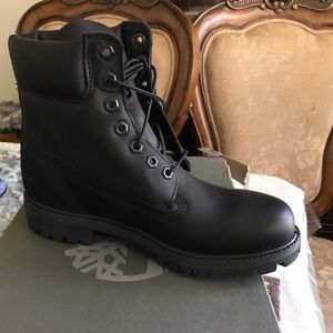 Men’s Black Timberland Shoes